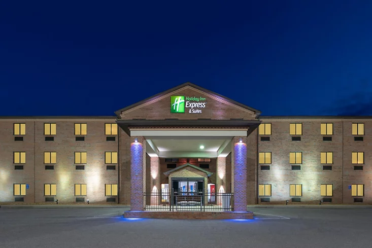 HOLIDAY INN EXPRESS & SUITES ELKINS